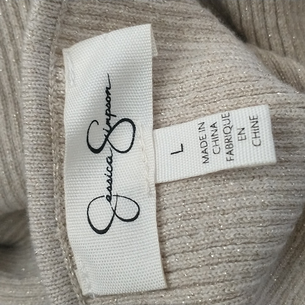 NWT Jessica Simpson Stylish Cream Pull-On Cut-Out Twist-Front Sweater. Size-L - Picture 12 of 16